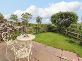 Dolphin Bach - North Wales - 5074 - thumbnail photo 20