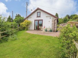 Dolphin Bach - North Wales - 5074 - thumbnail photo 21