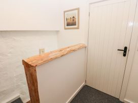 Beekeeper's Cottage - South Wales - 904775 - thumbnail photo 11