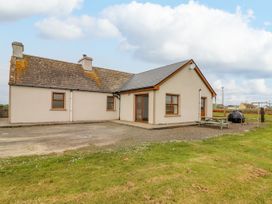 Clogher Cottage - County Clare - 905820 - thumbnail photo 2