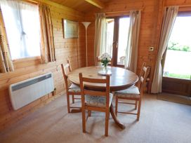 Pennylands Hill View Lodge - Cotswolds - 913474 - thumbnail photo 9