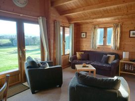Pennylands Hill View Lodge - Cotswolds - 913474 - thumbnail photo 5