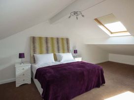 Penyghent View - Yorkshire Dales - 914777 - thumbnail photo 8