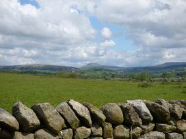 Penyghent View - Yorkshire Dales - 914777 - thumbnail photo 13