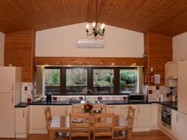 Sycamore Lodge - Mid Wales - 915502 - thumbnail photo 7