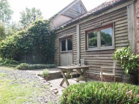 The Wagon House - Somerset & Wiltshire - 915882 - thumbnail photo 2