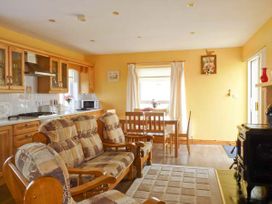 Quay Road Cottage - County Donegal - 915898 - thumbnail photo 4