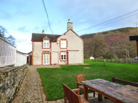 The Farm House - North Wales - 916979 - thumbnail photo 16