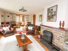 Holly Farm Cottage - Mid Wales - 917219 - thumbnail photo 4