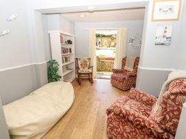 Burford House - Isle of Wight & Hampshire - 917394 - thumbnail photo 13