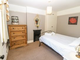 Burford House - Isle of Wight & Hampshire - 917394 - thumbnail photo 24