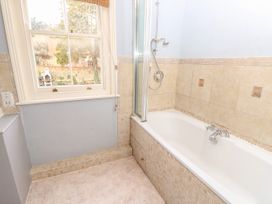 Burford House - Isle of Wight & Hampshire - 917394 - thumbnail photo 22