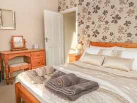 Brinks View Cottage - Peak District - 918154 - thumbnail photo 9