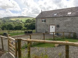 Ysgubor - The Barn - South Wales - 918914 - thumbnail photo 2