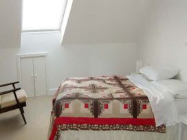 The Beach House Apartment - County Donegal - 919203 - thumbnail photo 6