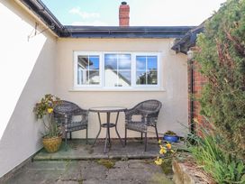 Castle View Cottage - North Wales - 919846 - thumbnail photo 24