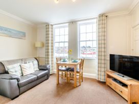 What a View at Quayside Apartment - North Yorkshire (incl. Whitby) - 920191 - thumbnail photo 3