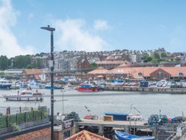 What a View at Quayside Apartment - North Yorkshire (incl. Whitby) - 920191 - thumbnail photo 14