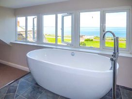 Sea View Apartment - North Wales - 924749 - thumbnail photo 2