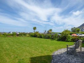 Sea View Apartment - North Wales - 924749 - thumbnail photo 18