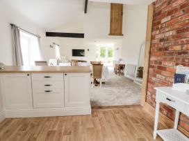 The Cowhous - Shropshire - 925384 - thumbnail photo 12