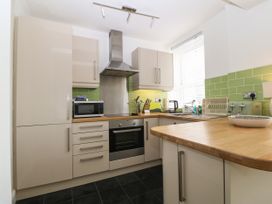 Y Castell Apartment 2 - North Wales - 926579 - thumbnail photo 7