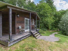 Lakeside Cabin - Devon - 928393 - thumbnail photo 19