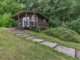 Lakeside Cabin - Devon - 928393 - thumbnail photo 21