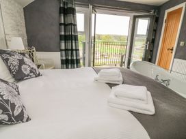 Lock View - Yorkshire Dales - 928846 - thumbnail photo 10