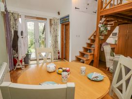 The Cwtch - Mid Wales - 928847 - thumbnail photo 11