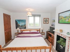 Cliff Top Cottage - North Yorkshire (incl. Whitby) - 929674 - thumbnail photo 12