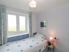 Cliff Top Cottage - North Yorkshire (incl. Whitby) - 929674 - thumbnail photo 16