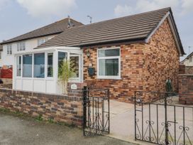 50A  Lloyd Street West - North Wales - 930128 - thumbnail photo 1