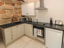 Owl Cottage - North Yorkshire (incl. Whitby) - 931157 - thumbnail photo 9