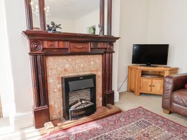 Mayfield Manor - North Yorkshire (incl. Whitby) - 931751 - thumbnail photo 8