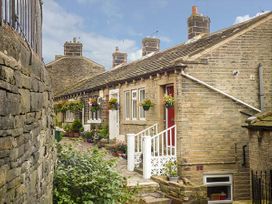 Ginnel Corner - Peak District - 931805 - thumbnail photo 2