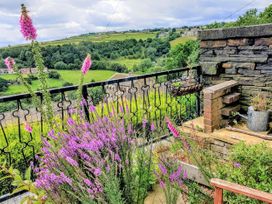 Ginnel Corner - Peak District - 931805 - thumbnail photo 15