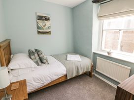 9 Tower Street - Yorkshire Dales - 931941 - thumbnail photo 14