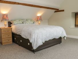 The Cow Byre, Heath Farm - Shropshire - 935353 - thumbnail photo 15