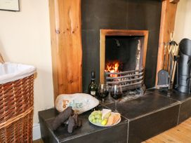 Whispering Willows - The Bungalow - County Donegal - 936116 - thumbnail photo 6