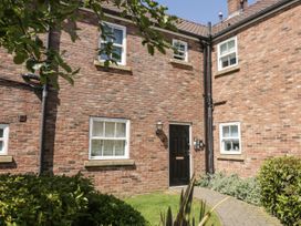 White Rose Apartment - North Yorkshire (incl. Whitby) - 936805 - thumbnail photo 1