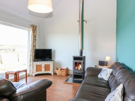 Poppies Cottage - Scottish Highlands - 938199 - thumbnail photo 3