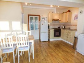5 Esk Valley - North Yorkshire (incl. Whitby) - 939691 - thumbnail photo 4