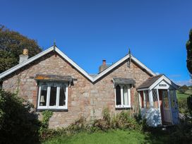 Pabo Lodge - North Wales - 940405 - thumbnail photo 1