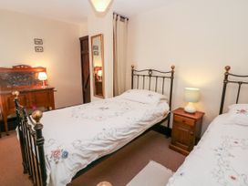 Harry Eyre Cottage - Peak District - 941589 - thumbnail photo 12