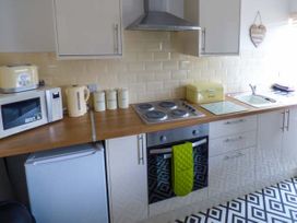 Flat 3 - North Yorkshire (incl. Whitby) - 942062 - thumbnail photo 4
