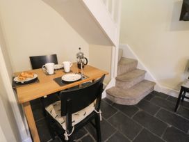 Cosy Cottage - North Yorkshire (incl. Whitby) - 942085 - thumbnail photo 7