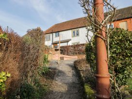 Hen's Cottage - Somerset & Wiltshire - 943791 - thumbnail photo 3