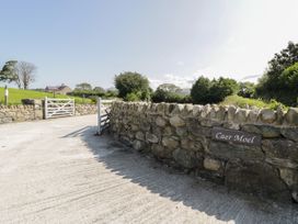 Caer Moel - North Wales - 944182 - thumbnail photo 24