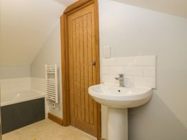 1 Bury Farm Cottage - Hampshire - 945151 - thumbnail photo 20
